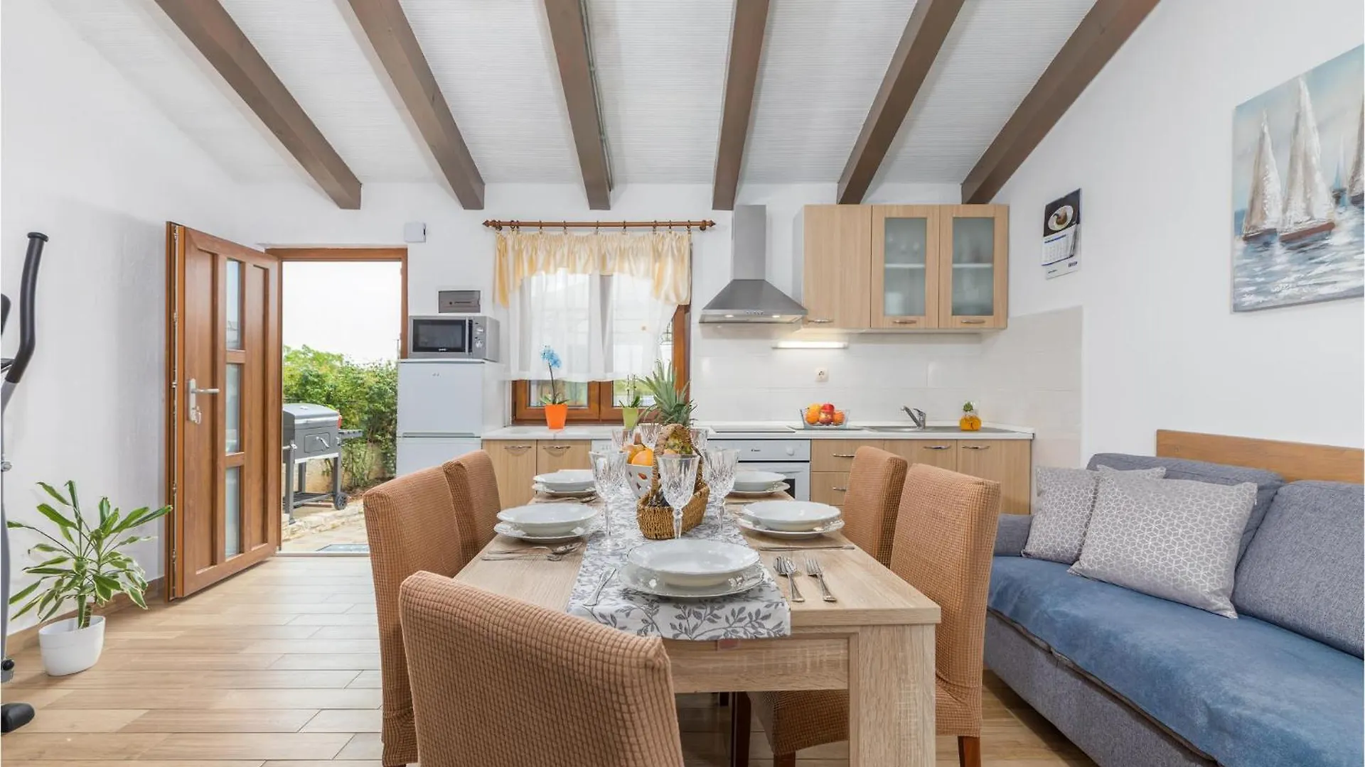 2 Bedroom Gorgeous Apartment In Vodnjan Croatia