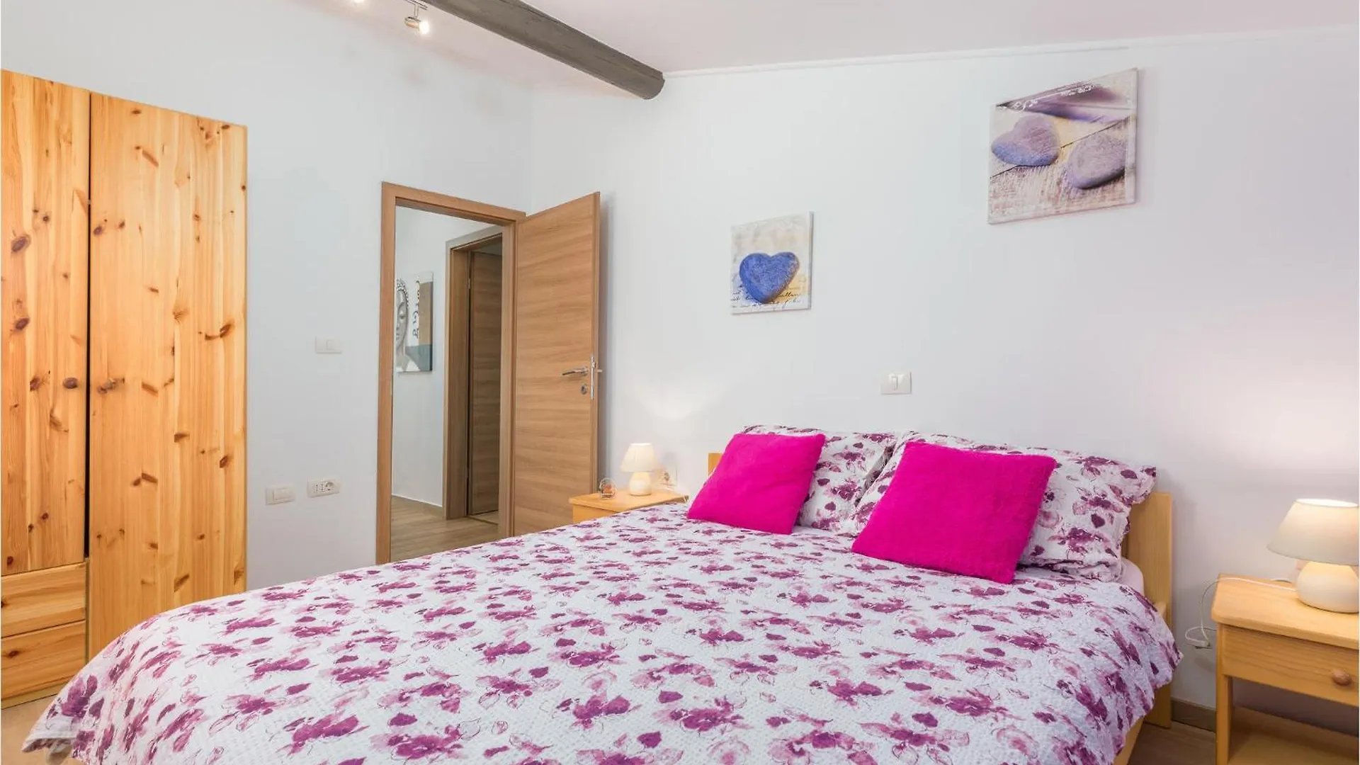 2 Bedroom Gorgeous Apartment In Vodnjan Croatia