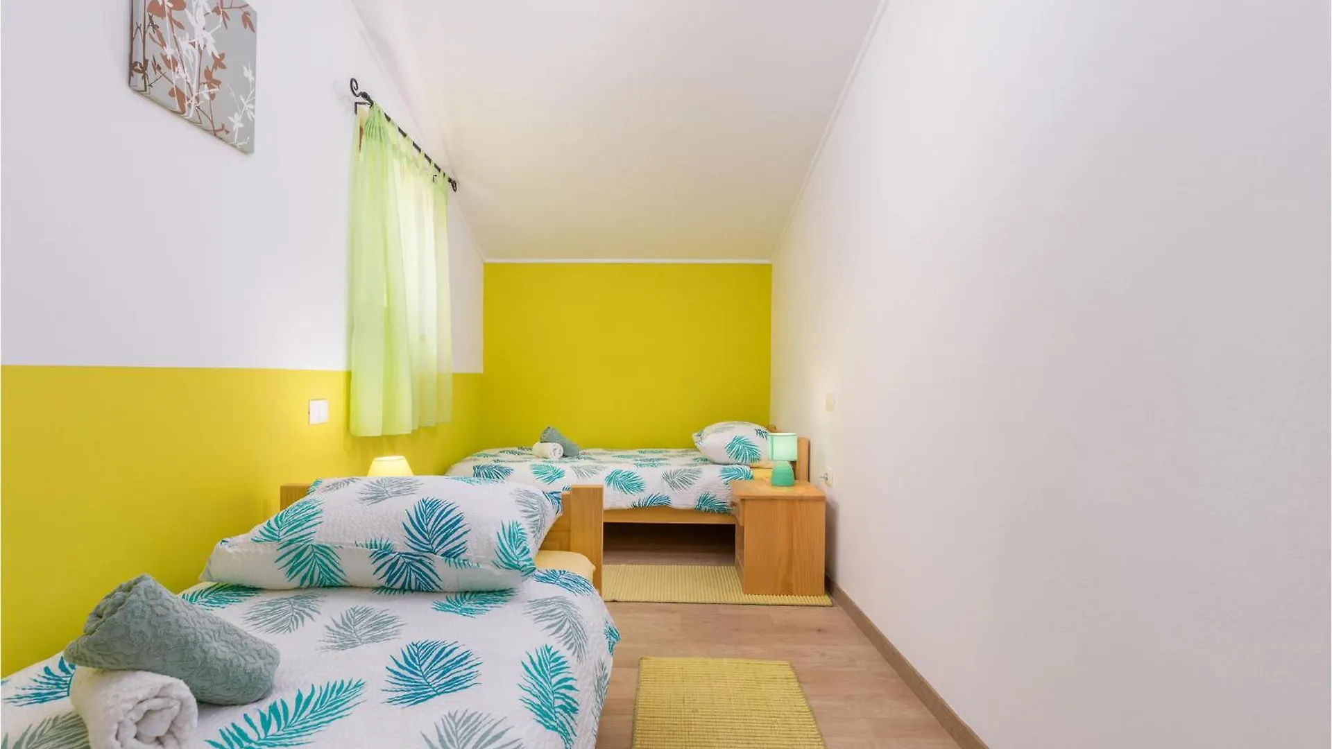 2 Bedroom Gorgeous Apartment In Vodnjan
